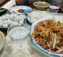 Stir-Fried Bean Sprouts with Three Threads