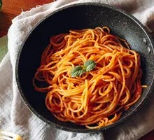 经典番茄肉酱意面