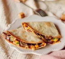 Black Pepper Beef Flatbread