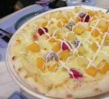 Sweet Fruit Hand-Patted Pizza
