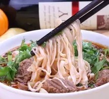 Hand-Kneaded Beef Noodles