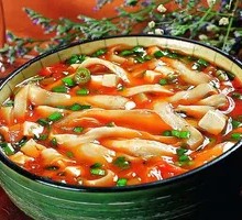 Beef Stir-Fried Knife-Cut Noodles