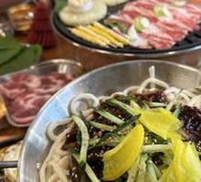 Korean Fried Noodles with Sauce