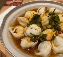 Full-Meat Spicy Sour Soup Dumplings