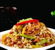 Sour Cabbage with Pork Belly