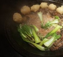 Stewed Goose in Iron Pot