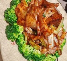 Braised Hoof Tendons with Scallions