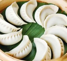 Zucchini and Egg Steamed Dumplings