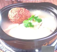 Lion's Head Tofu Pot