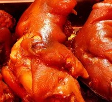 Braised Pork Trotters in Soy Sauce