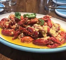 Golden Soup Garlic Lobster