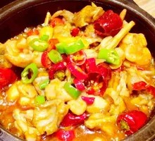 Stoneware Frog Legs with Beef