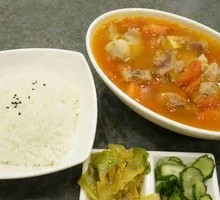 Beef and Tomato Rice Bowl