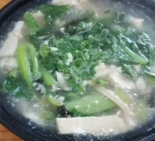 Tofu and Bok Choy Noodle Pot