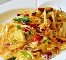 Sour Cabbage Noodles