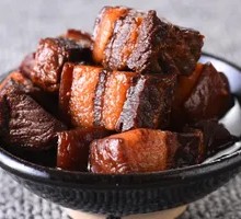 Braised Pork in Clay Pot