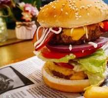 Signature Grilled Pineapple Beef Burger