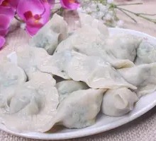 Sour Cabbage and Pork Dumplings