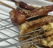 Charcoal-Grilled Chicken Feet