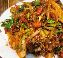 Spicy Stir-Fried Smoked Chicken