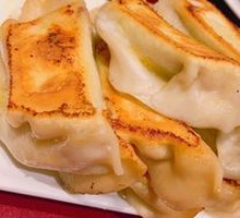 Three Delicacies Pan-Fried Dumplings