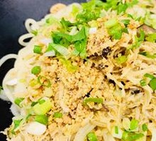 Chicken and Mushroom Noodle Soup