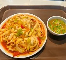 Stir-Fried Beef with Knife-Cut Noodles