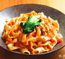 Tomato and Egg Stir-Fried Knife-Cut Noodles