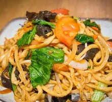 青菜火腿炒面