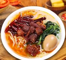 Beef Noodles with Wide Noodles
