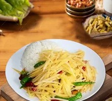Green Pepper Potato Noodles Rice Bowl