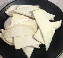 Almond Mushroom