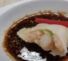 Tomato and Egg Steamed Dumplings