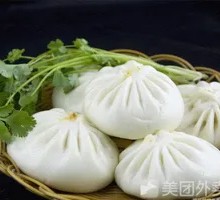 Chicken Broth Pork Dumplings