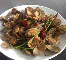 Spicy Stir-Fried Clams