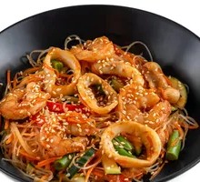 Squid Stir-Fried Knife-Sliced Noodles
