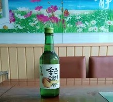 Pineapple-flavored Liquor