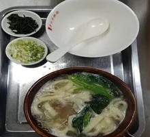 Vegetable Canned Noodles