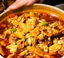 Stewed Chicken with Pig Intestines