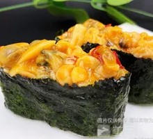 Spicy Clam Sushi