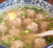 Fresh Pork Dumplings with Chinese Cabbage