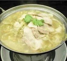 Sour Cabbage Pork Noodles