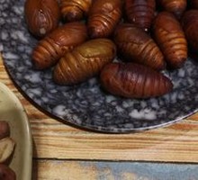 Silkworm pupae