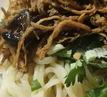 Chicken and Mushroom Noodles
