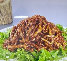 Beijing-style Shredded Pork in Soy Sauce