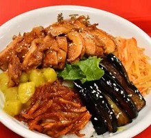 Korean Sweet Chili Cumin Grilled Meat Rice Bowl