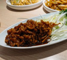 Beijing-style Shredded Pork in Soy Sauce