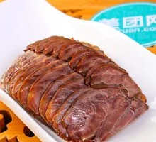 Sauce-Steamed Beef and Tofu Dry