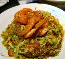 Fresh Shrimp and Scallop Vermicelli Burger