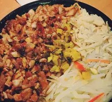 Black Pepper Grilled Meat Rice Bowl